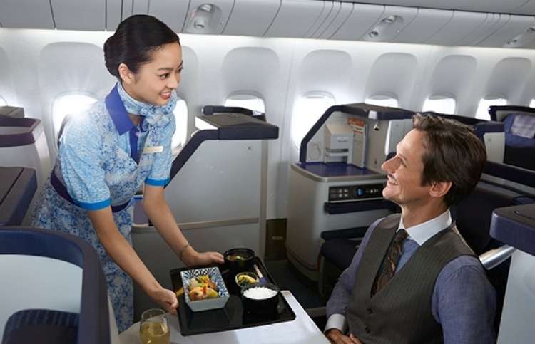 ޖަޕާނުގެ އެއާލައިނެއްގެ ބޯޓެއް ވަގުތީ ރެސްޓޯރަންޓަކަށް