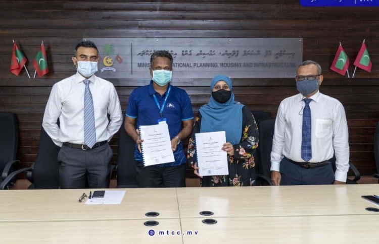 ހިތަދޫ ކުރީގެ ބަނދަރު ހަދަން އެމްޓީސީސީ އަށް!