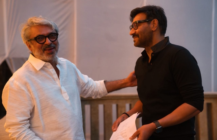 އަޖޭ އާއި ބަންސާލީ.