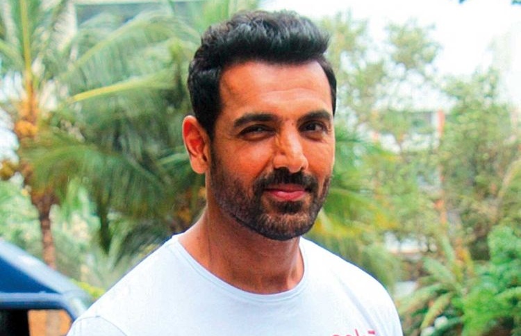 ޝާހްރުކްގެ "ޕަތާން"ގެ ކްރޫއާ ޖޯން ގުޅިއްޖެ