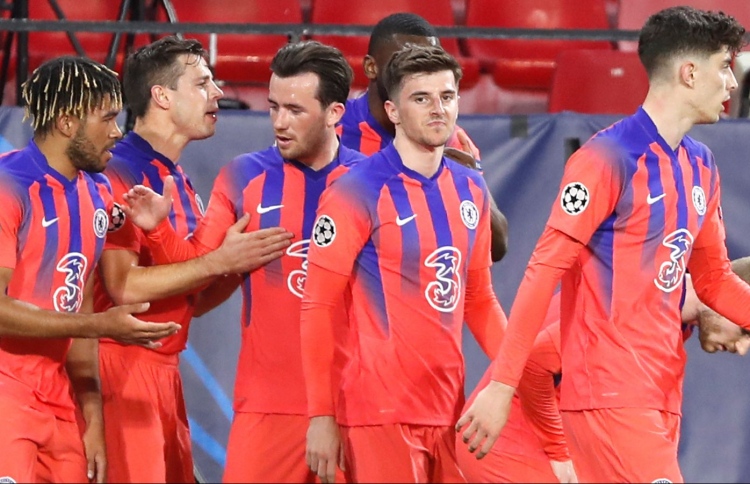 ޕޯޓޯ އަތުން މޮޅުވެ، ޗެލްސީ ހަމަޖެހިލައިފި