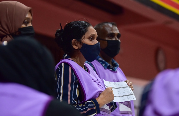 ނަތީޖާ އެއްވަރުވި ދެ ދާއިރާއެއްގައި އަލުން ވޯޓުލަނީ