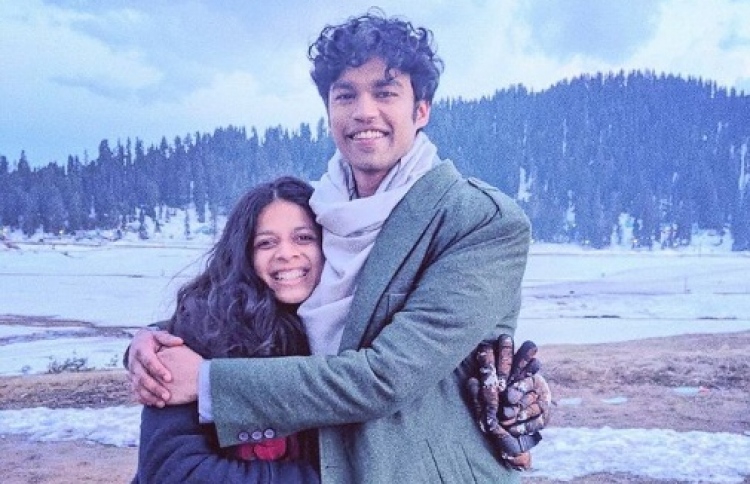 އިރުފާން ޚާންގެ ދަރިފުޅު ބާބިލް ތައާރަފްކުރާނީ އަނުޝްކާ