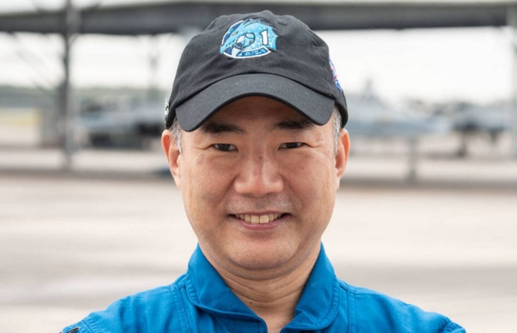 ޖަޕާނުގެ އެސްޓްރޮނޯޓަކަށް ދުނިޔޭގެ ރެކޯޑެއް