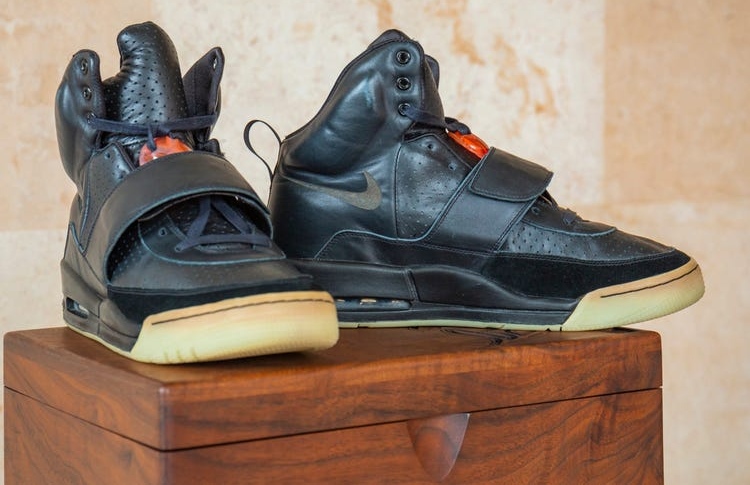 ކަންޔޭގެ ބޫޓު 1.8 މިލިއަން ޑޮލަރަށް ވިކިއްޖެ