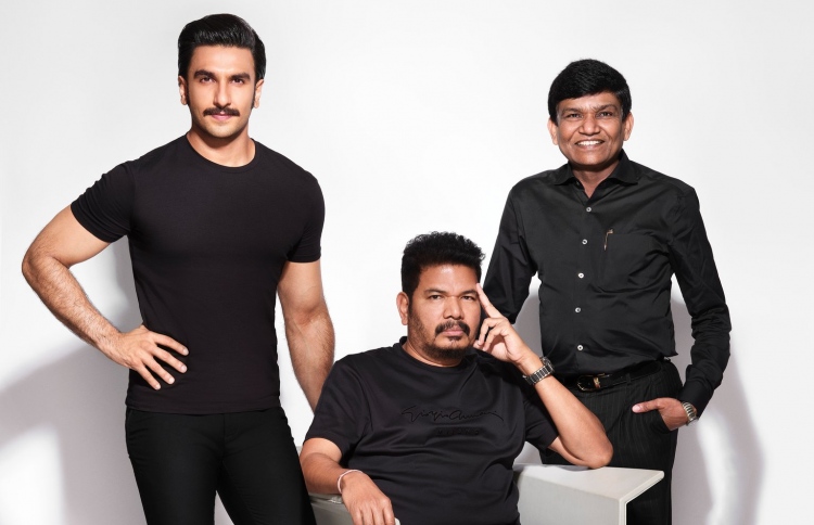 ޝަންކަރް (މ) އާއި ޖަޔަންތިލާލާ އެކު ރަންވީރު.