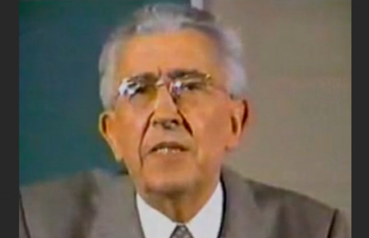 ފިރްއައުނުގެ ހަށިގަނޑު ދިރާސާކޮށް އިސްލާމްވި ޑޮކްޓަރު