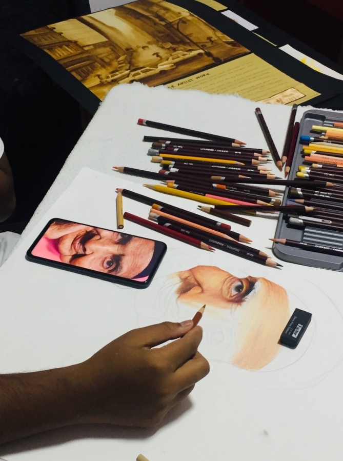 ހައްވަދައިތަގެ ތަސްވީރު ކުރަހަމުން ދިޔައިރު ނަގާފައިވާ ފޮޓޯއެއް.-- ފޮޓޯ: ހުސެއިން އާއިޝް އަޝްރަފް