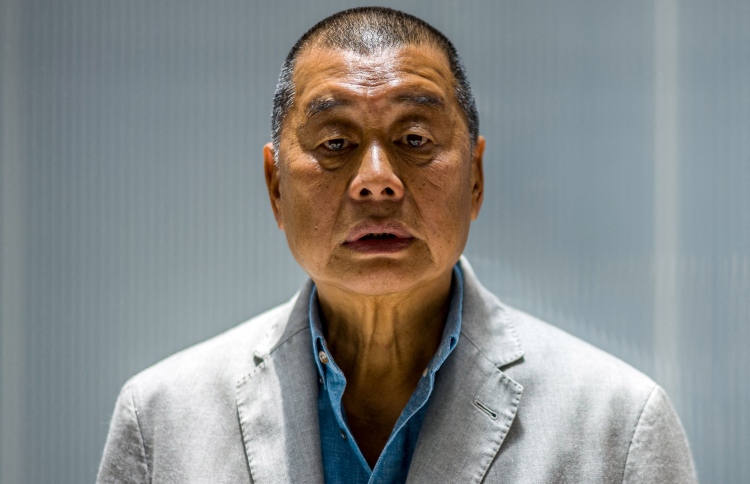 ހޮންކޮންގުގެ އެކްޓިވިސްޓް، ބިލިއަނަރު 14މަހަށް ޖަލަށް