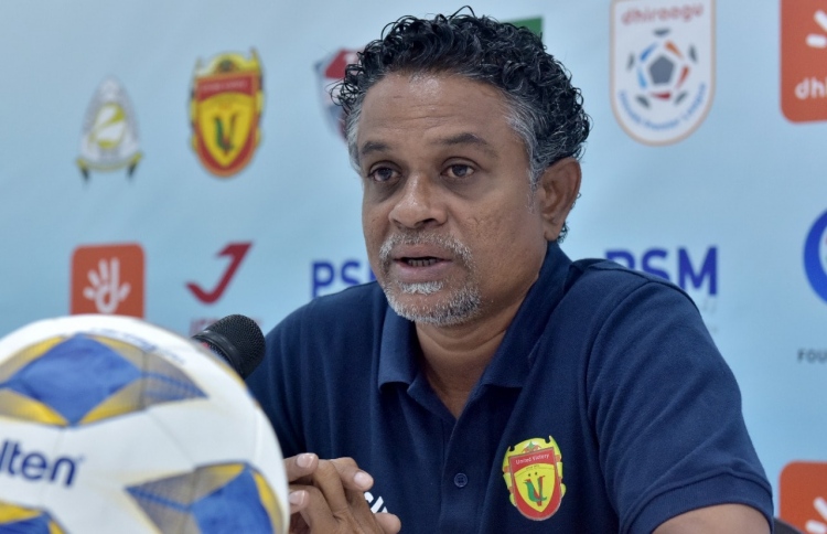 ބިދޭސީ މޮޅު ކުޅުންތެރިންނެއް މިހާރަކު ނުހޯދޭ: ސާންތީ