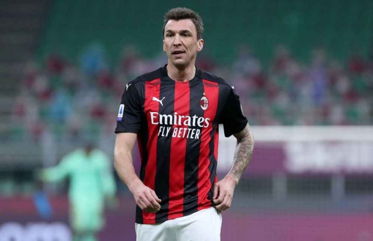 މިލާންގެ މާޗްމަހު މުސާރަ ނުނަގަން މަންޒޫކިޗް ނިންމައިފި