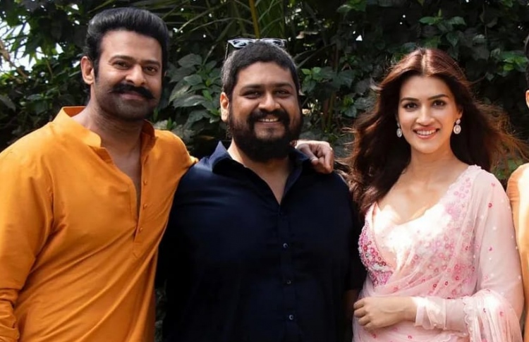 ކްރިތީ އަށް ޑައިރެކްޓަރު އޯމްގެ ތައުރީފު