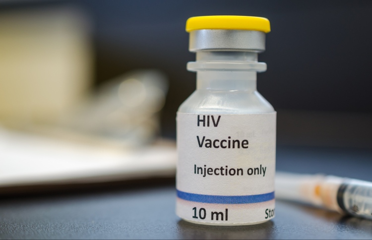 އެޗްއައިވީ ވެކްސިން ޓެސްޓްކުރަން ފަށަނީ