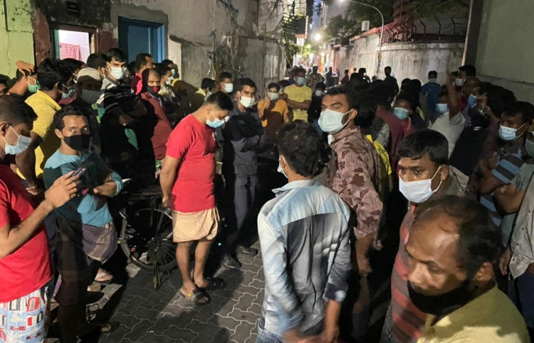 މުސާރަ ނުދޭ ކަމަށް ބުނެ ބިދޭސީންތަކެއް އިހުތިޖާޖުކުރަނީ