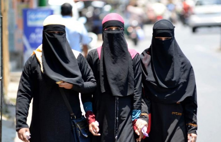 މޫނު ބުރުގާ މަނާކުރަން ލަންކާގެ ކެބިނެޓުން ރުހުންދީފި