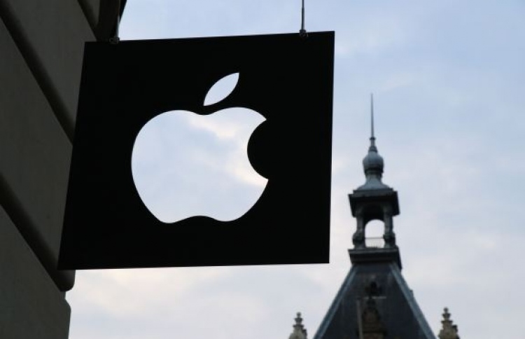 އެޕަލްގެ އަގު 3 ޓްރިލިއަނާ ދިމާއަށް