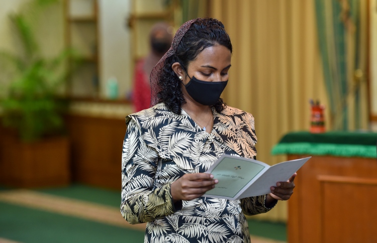 ޝައުނާއަށް މަޖިލީހުން ރުހުން ދީިފި