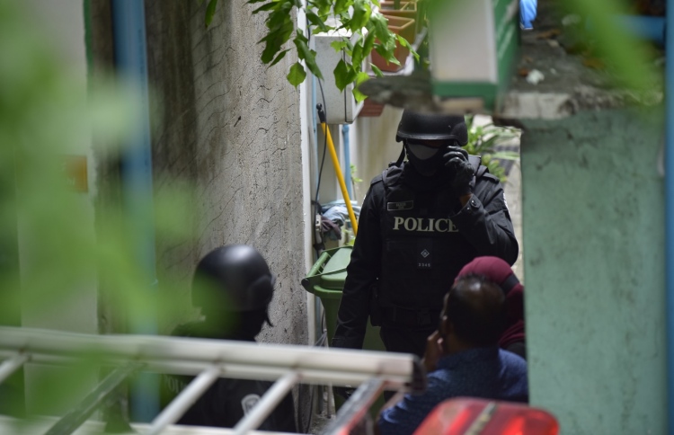 ކޯޓު އަމުރުނެތި 48 ގަޑިއިރަށް މީހުން ބަންދުކުރެވޭނެ