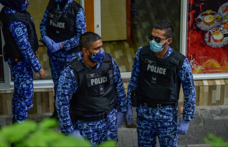 ހަމަލާއާ ގުޅުން ހުރި ބަޔަކު ދޫކޮށްލުމުން އިސްތިއުނާފަށް