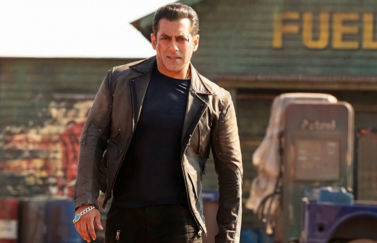 "ރާދޭ" ލީކްކުރުމުން ސަލްމާންގެ އިންޒާރެއް