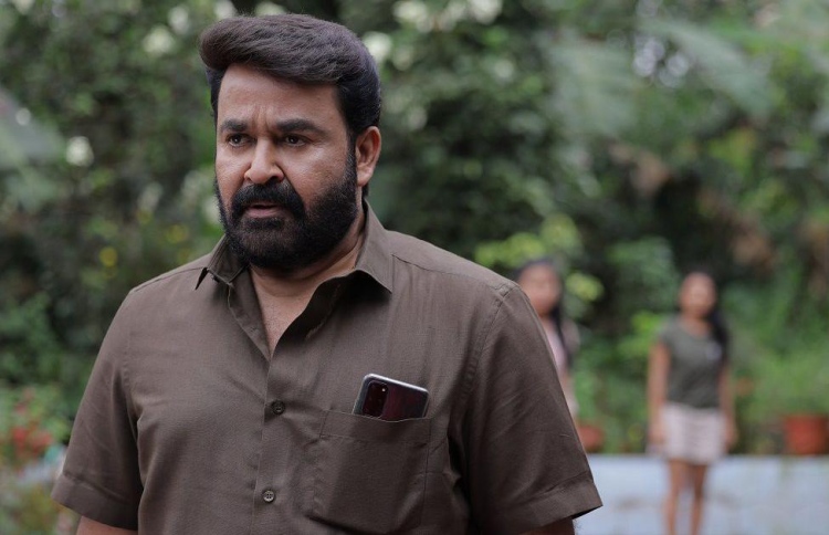 "ދުރިޝަމް 2" ގެ މަންޒަރެއްގައި މޯހަންލާލް.