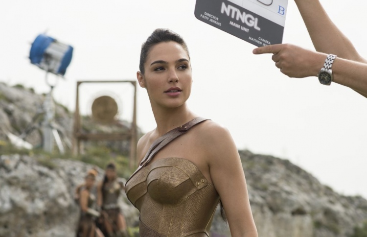 "ވޮންޑަ ވުމަން 1984" އެމެޒޯން ޕްރައިމަށް