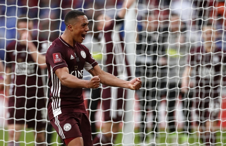 ލެސްޓާ އިން އެފްއޭ ކަޕް ކާމިޔާބުކޮށްފި