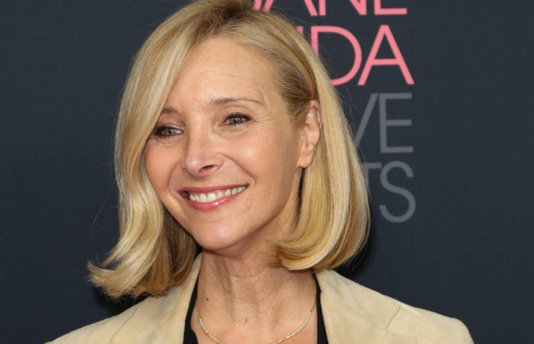 "ފްރެންޑްސް" ގެ ބަތަލާ ލީސާ އަށް ދެ އުފާ