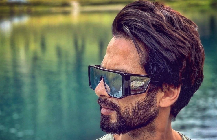 ޝާހިދު ދެން ކުޅޭނީ ސުޖޯއިގެ ފިލްމެއް