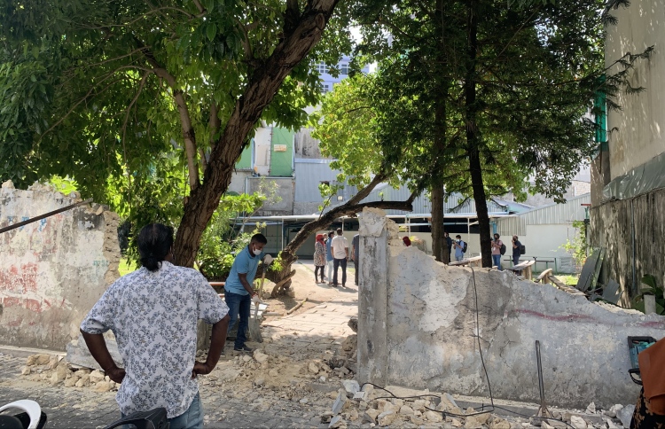 މާފަންނު ބޮޑުގޭގައި ޕާކިން ޒޯނެއް ހަދަނީ