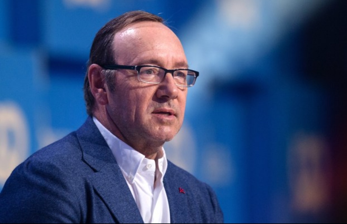 ޖިންސީ ގޯނާގެ ތުހުމަތުކުރެވޭ ސްޕޭސީ އަށް ފިލްމެއް