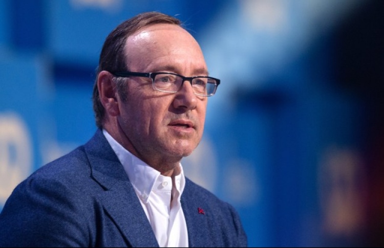 ޖިންސީ ގޯނާގެ ތުހުމަތުކުރެވޭ ސްޕޭސީ އަށް ފިލްމެއް