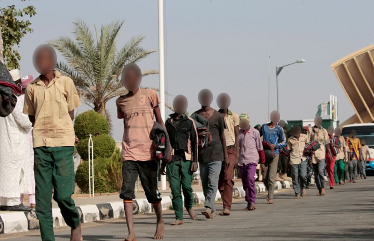 ނައިޖީރިއާގެ މާރުކޭޓަކަށް ބަޑިޖަހައި 20 މަރު