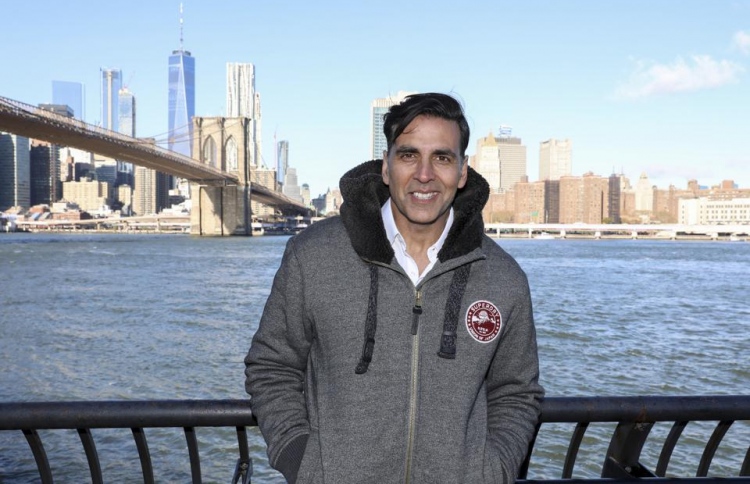 އަކްޝޭގެ "ޕްރިތުވީރާޖް" ގެ ނަން ބަދަލުކުރަން ގޮވާލައިފި