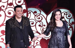 ގޯވިންދާ ނީލަމް އާ އެކު.