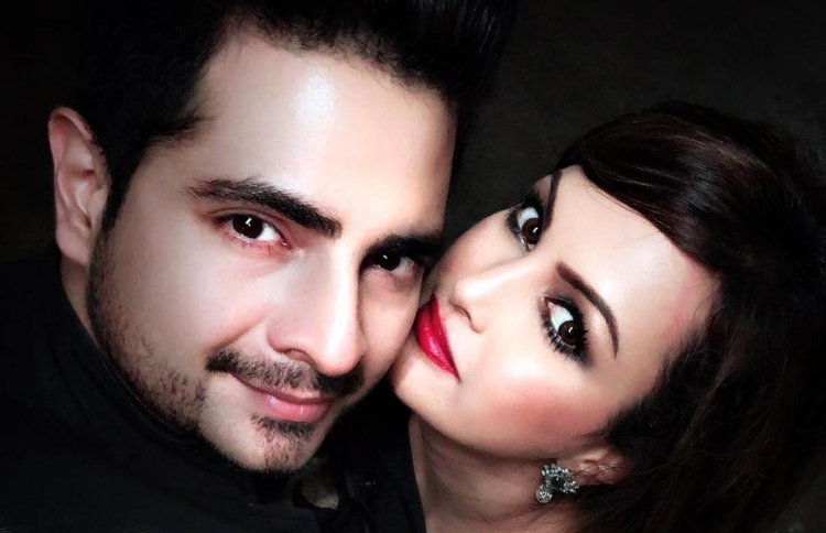 ކަރަން އާއި ނިޝާގެ ބޮޑެތި ތުހުމަތުތަކެއް