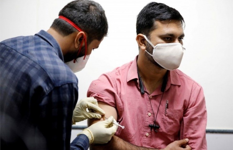 ކޮވިޑް ވެކްސިން ނުޖަހާ ނަމަ މުސާރަ ނުދޭ ނިންމުމެއް