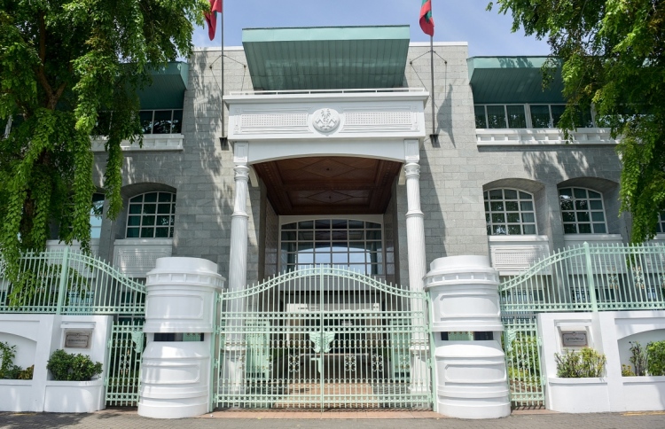 ސިޔާސީ މުވައްޒަފުންގެ ނަމަކީ ޒާތީ މައުލޫމާތެއް:ސަރުކާރު