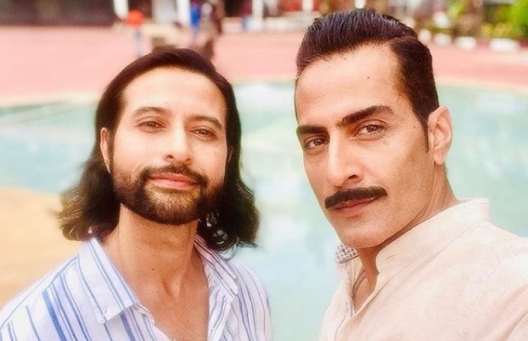 "އަނޫޕަމާ" ގައި ވަންރާޖްގެ ރޯލު ކުޅޭ ސުދާންޝޫ (ކ) އާ އެކު އަޕޫރްވާ.