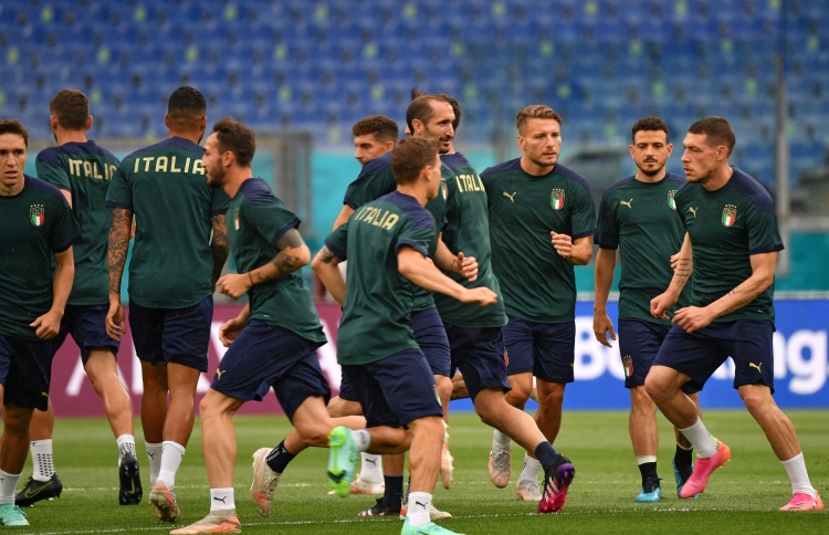 މެޗު ޕްރިވިއު: އިޓަލީ - ތުރުކީ