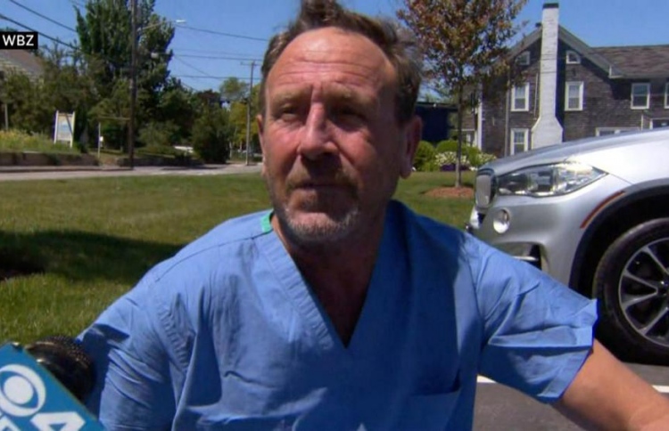 ބޮޑުމަހެއްގެ އަނގަތެރޭ ތާށިވި މީހަކު ސަލާމަތްވެއްޖެ