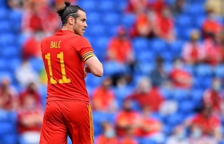 ލަނޑު ނުޖެހުނަސް ބޭލްއަށް ހާސްކަމެއް ނެތް