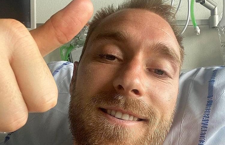 ހޮސްޕިޓަލުން އެރިކްސަންގެ ފުރަތަމަ ފޮޓޯ އާއްމުކޮށްފި