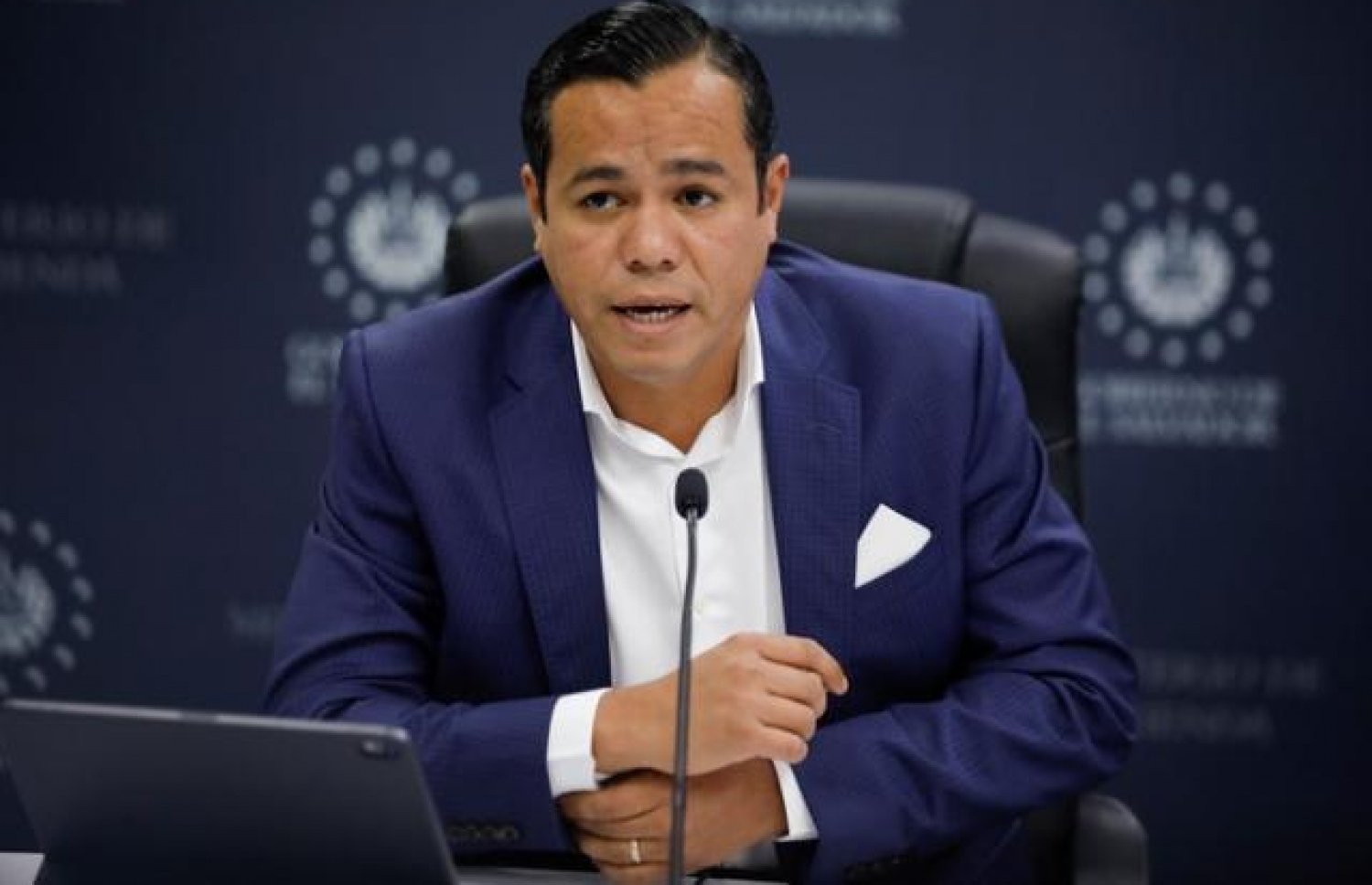 އަލް ސަލްވެޑޯގެ ފިނޭންސް މިނިސްޓަރު.