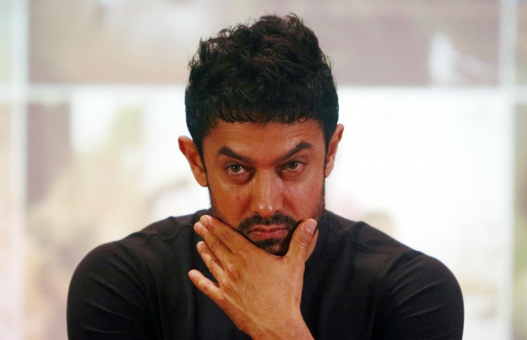 ޑިޖިޓަލްކޮށް ފިލްމުތައް ރިލީޒްކުރުން އާމިރަށް ކަމަކުނުދޭ