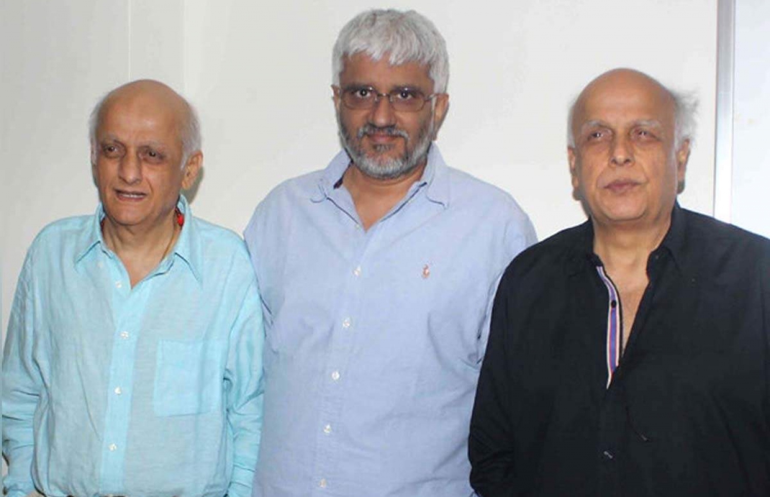 މަހޭޝް، ވިކްރަމް އަދި މުކޭޝް ބަޓް.