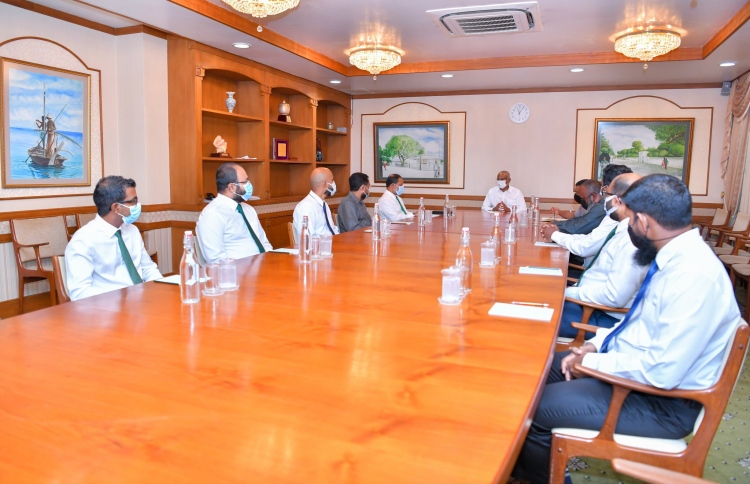 އަދާލަތު ޕާޓީގެ އިލްމުވެރިން ރައީސްގެ އަރިހަށް