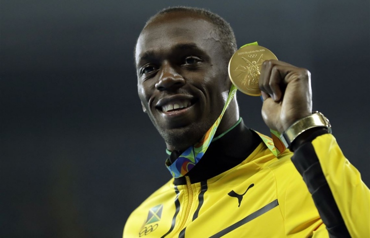 ބޯލްޓަށް މި ފަހަރު އެއްމާބަނޑު ދެ ފިރިހެން ކުދިން