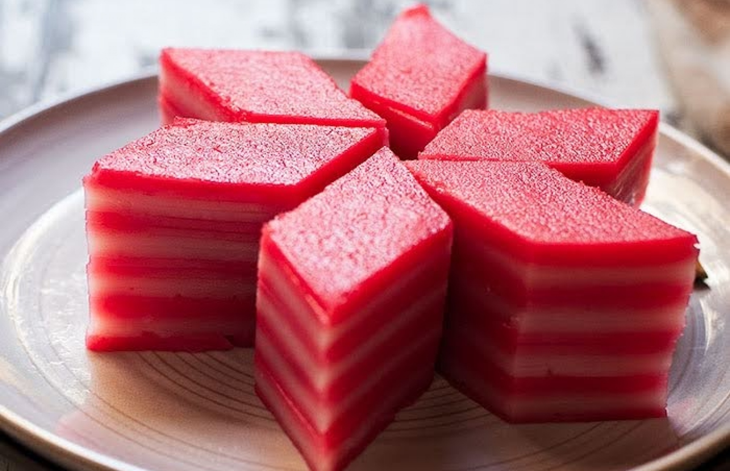 ކައްކާފައި ހުރި ހަލުވިދާ