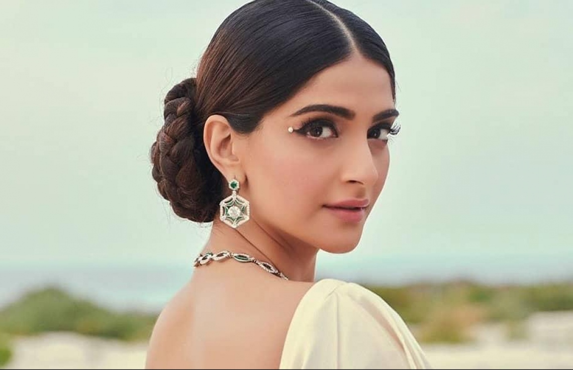 ސޯނަމް ފިލްމުތަކާ ދުރުވެ އަރާމު ދިރިއުޅުމެއްގައި